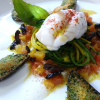 Recette de la semaine : Filet de lotte poché, spaghettis de courgette à la menthe, vierge d’agrumes aux olives et moules gratinées aux herbes