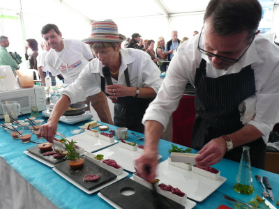 p10702981 Dressage studieux du plat de Anne