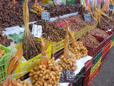 p1090555 Les dattes, de l'année, ou de la dernière pousse