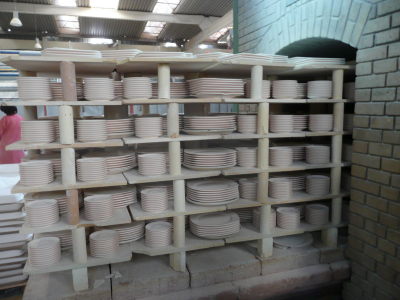 p1090613 L'entrée dans le four pour une première cuisson