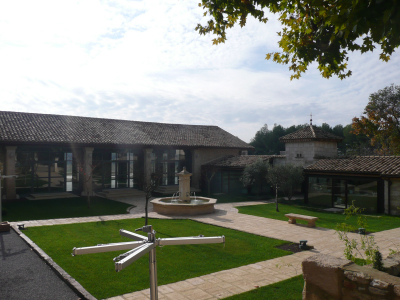 p1090681 La partie réservée au Spa, à la boutique et à la salle de banquet